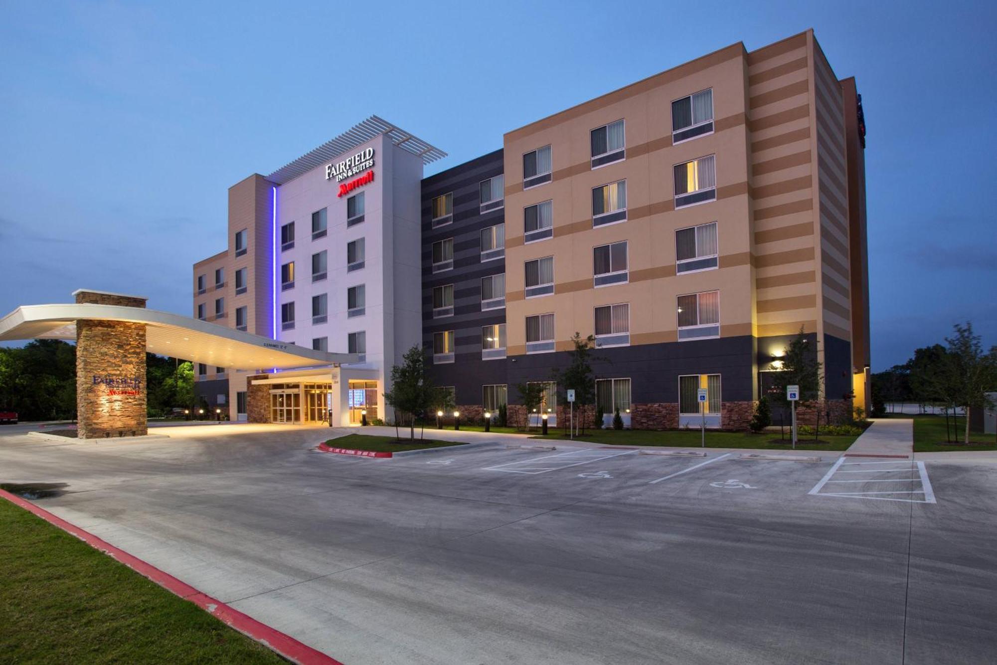 Fairfield Inn & Suites By Marriott Austin סן מרקוס מראה חיצוני תמונה